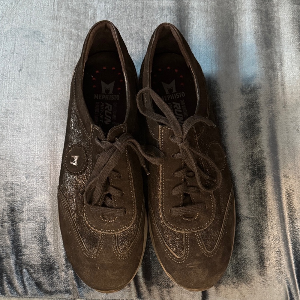 Mephisto black lace up walking shoes W8